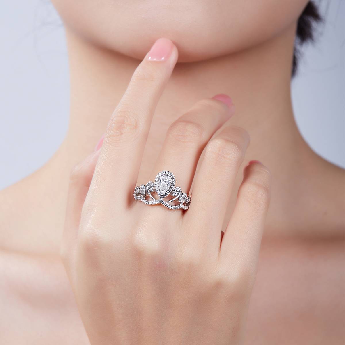 V-shaped Queen Water Drop S925 Silver Plated Platinum Colored Moissanite Diamond Women's Ring 1 Carat D-Class